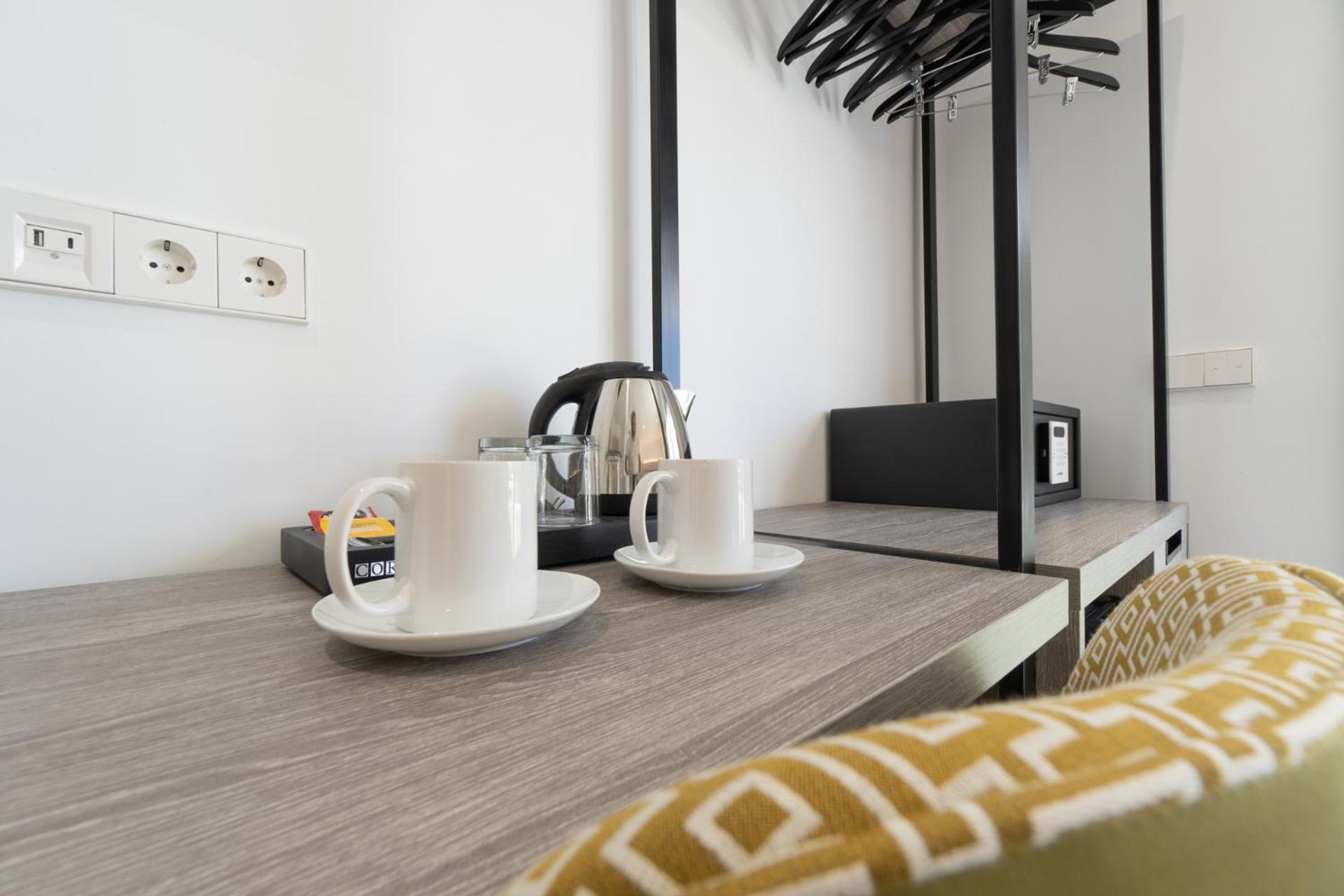 Hostal Restaurante Pou Des Lleo Сан-Карлос-де-Перальта Номер фото