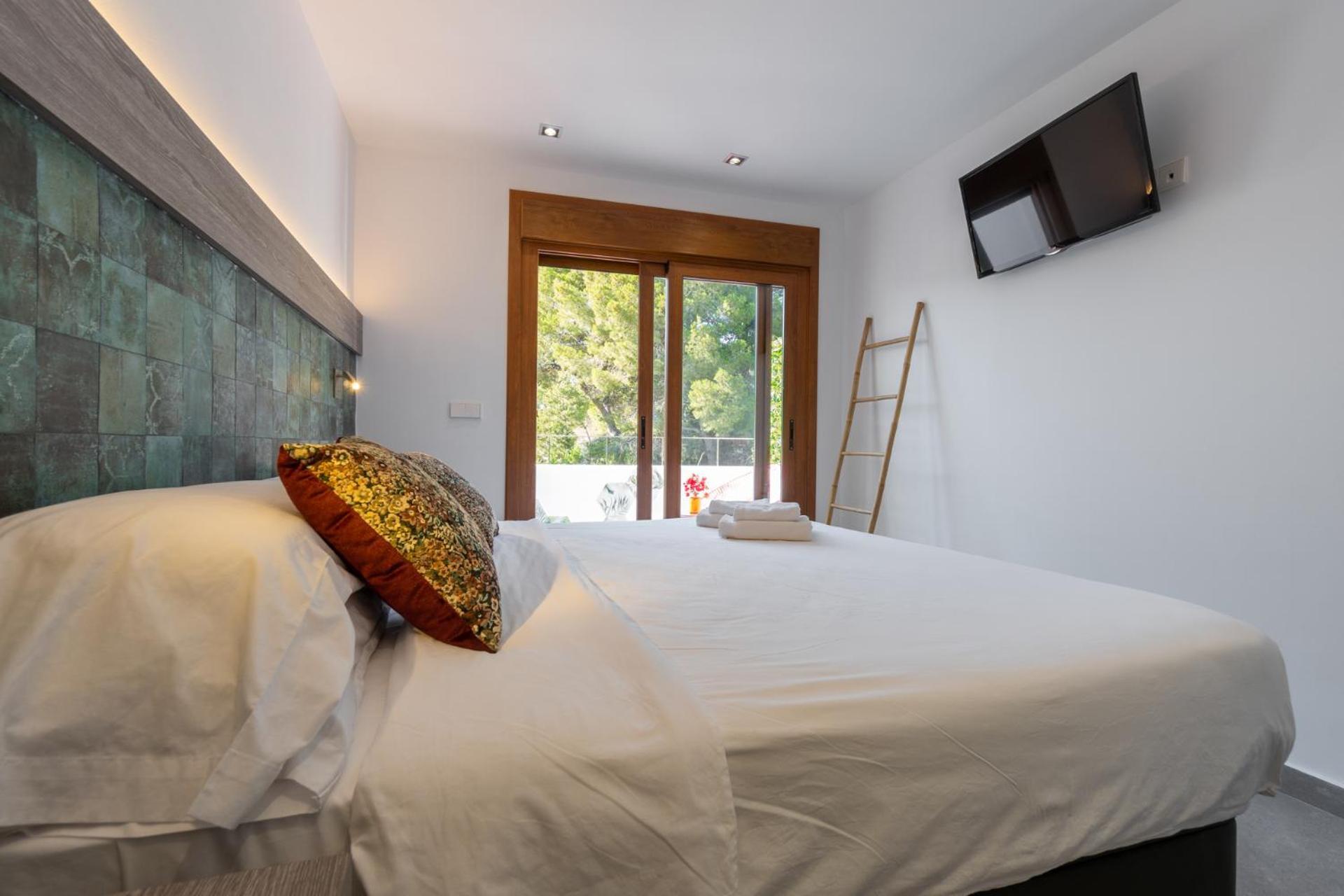Hostal Restaurante Pou Des Lleo Сан-Карлос-де-Перальта Номер фото